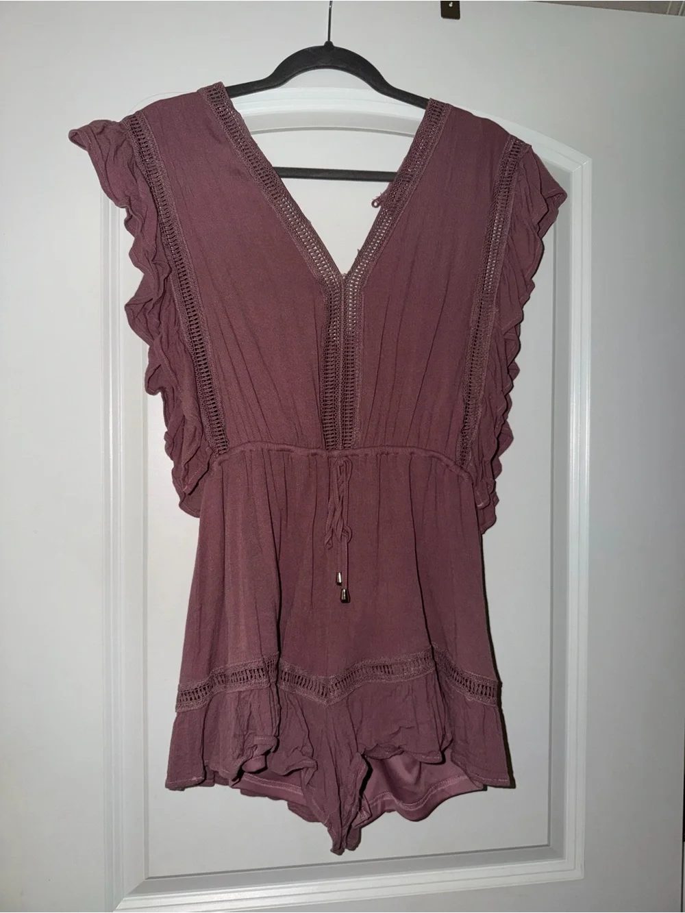 Romper - Picture 1 of 4